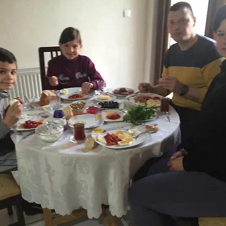 Pansiyon Zeytin çiçeği Geyikli